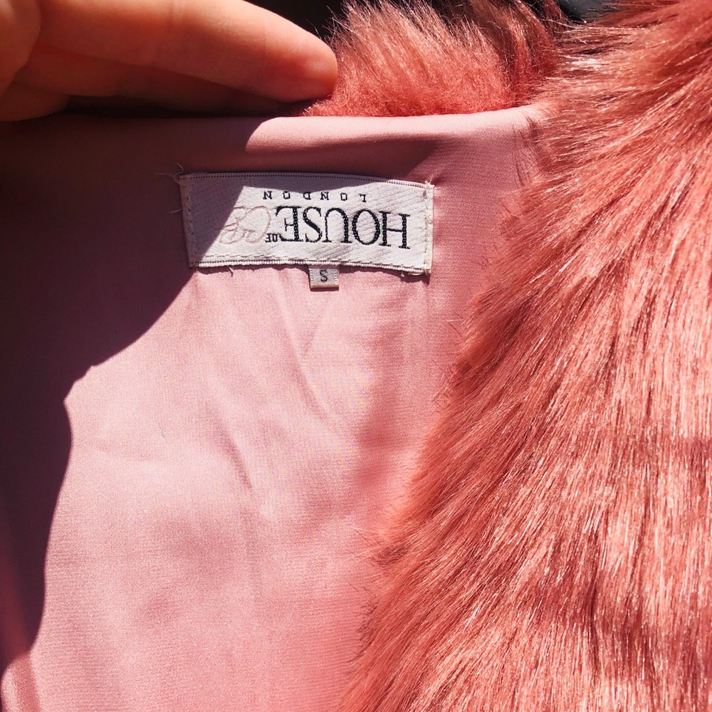 House Of CB Kenya Rose Mauve Faux Fur Jacket - Picture 3 of 8